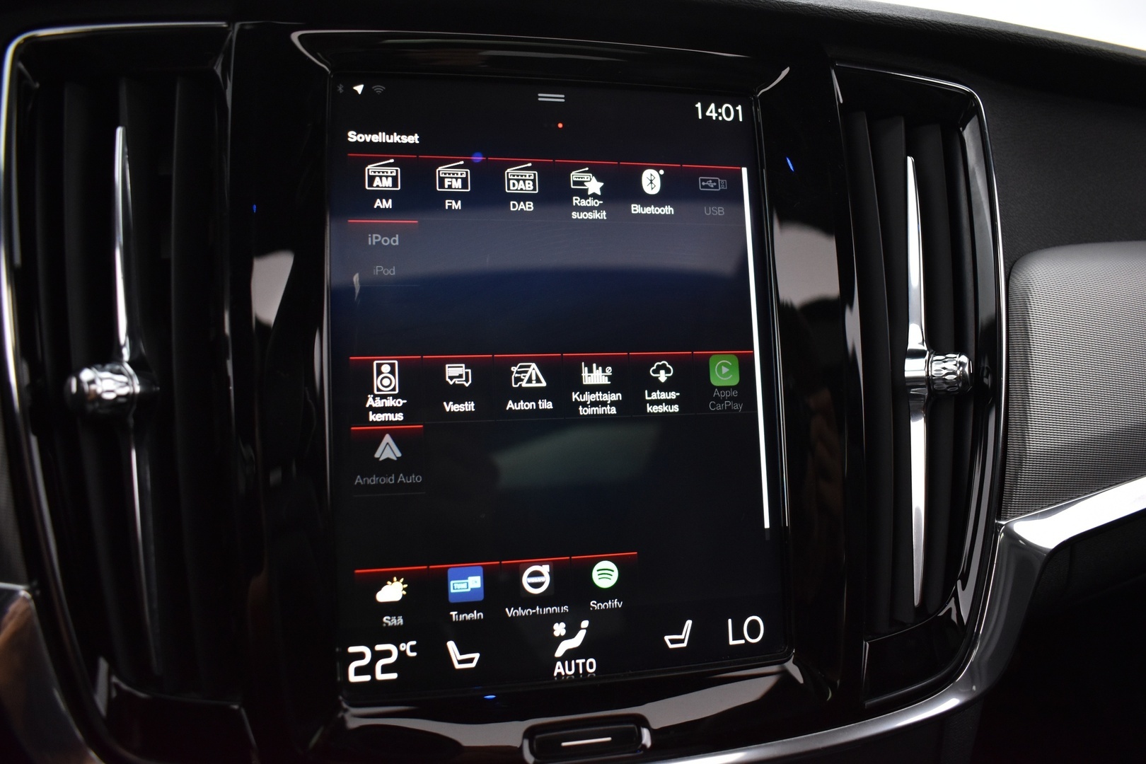 VOLVO V90 2018