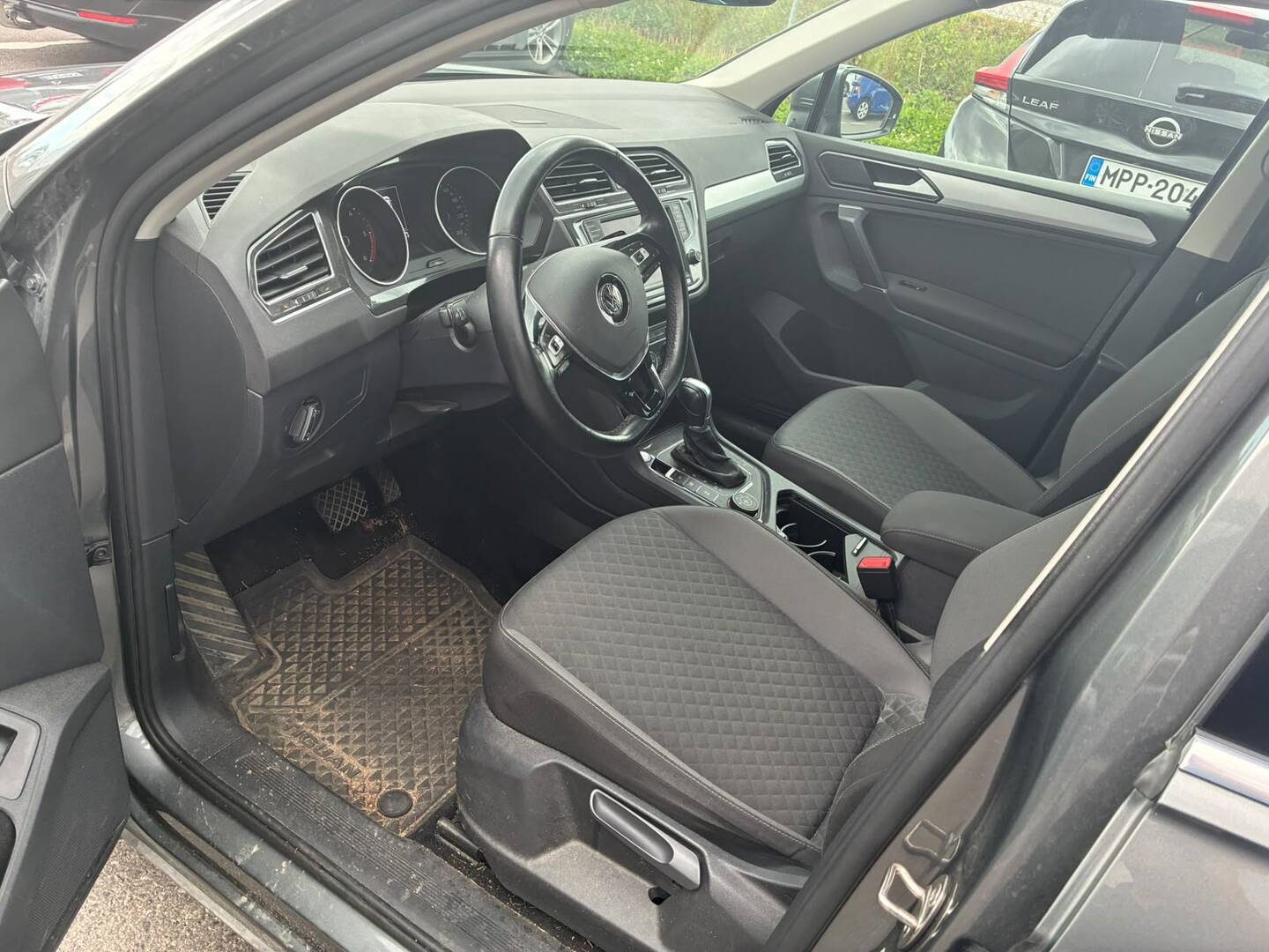 VOLKSWAGEN Tiguan 2016