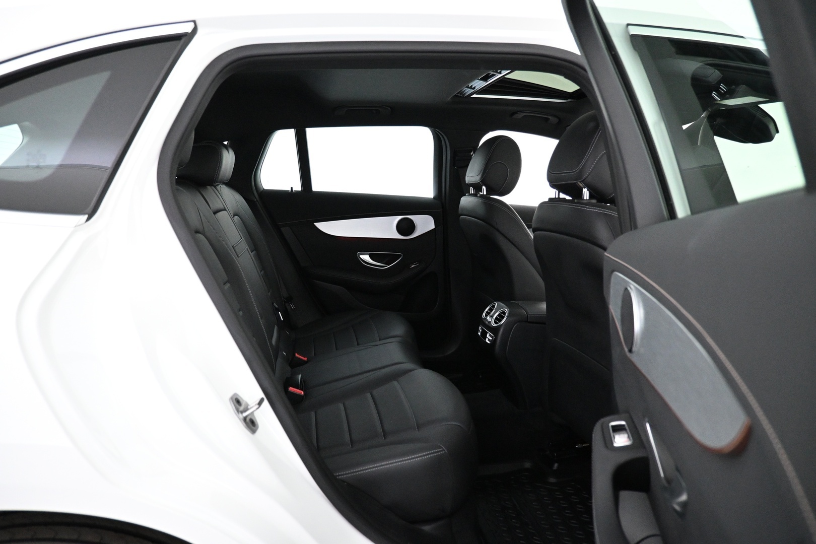 MERCEDES-BENZ EQC 2023