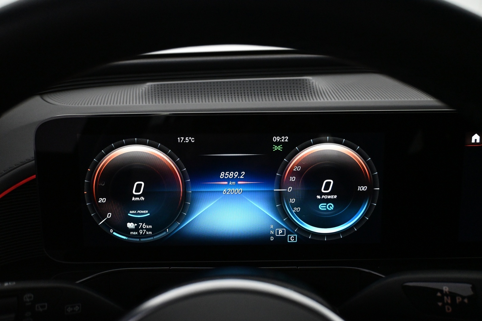 MERCEDES-BENZ EQC 2023