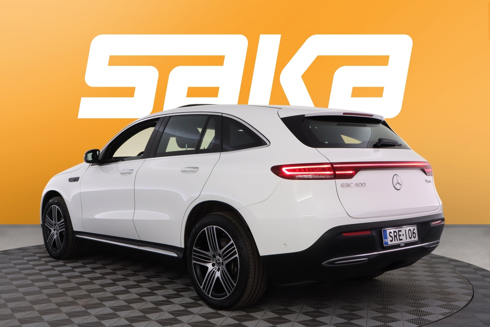 MERCEDES-BENZ EQC 2023