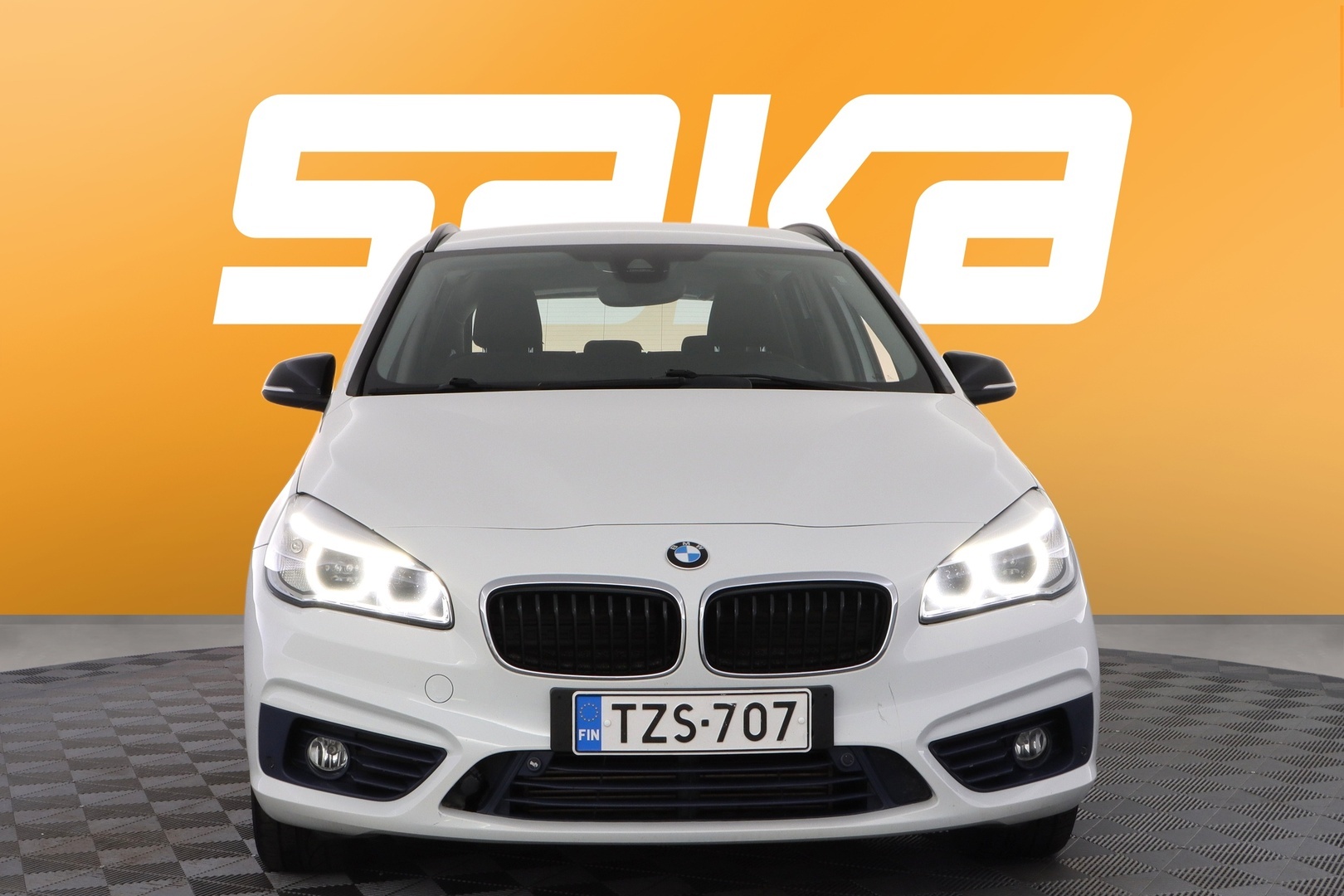 BMW 218 2015