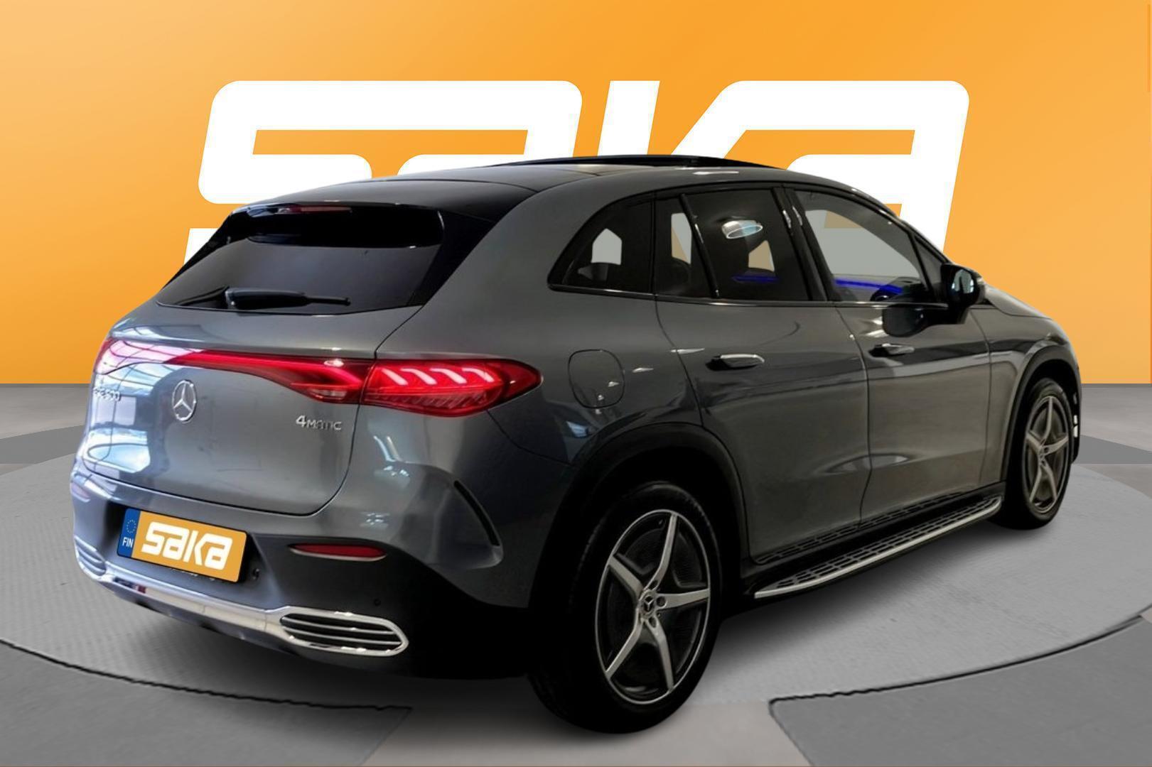 MERCEDES-BENZ EQE SUV 2023