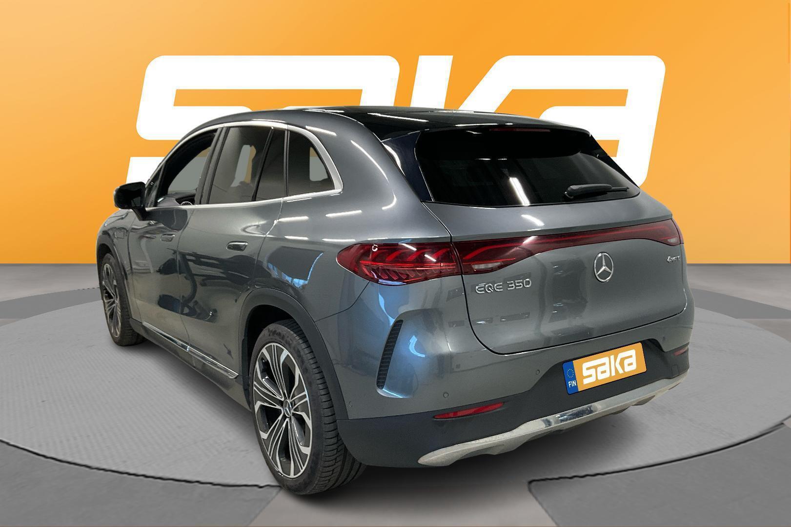 MERCEDES-BENZ EQE SUV 2023