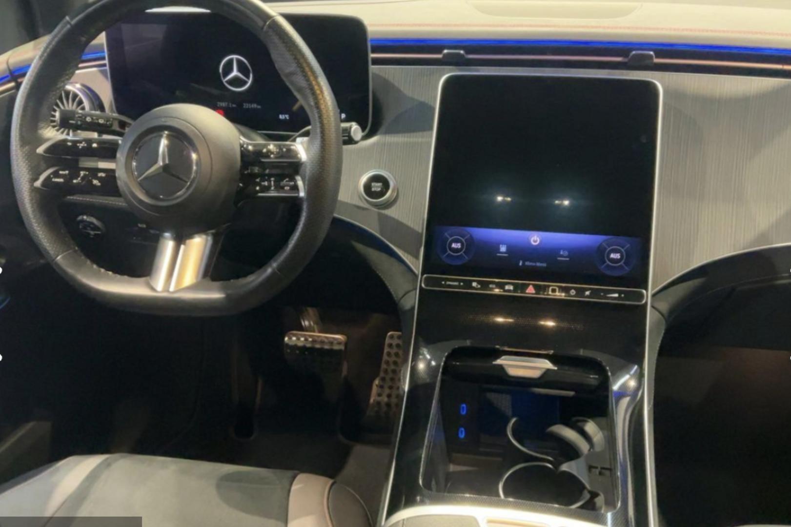 MERCEDES-BENZ EQE SUV 2024