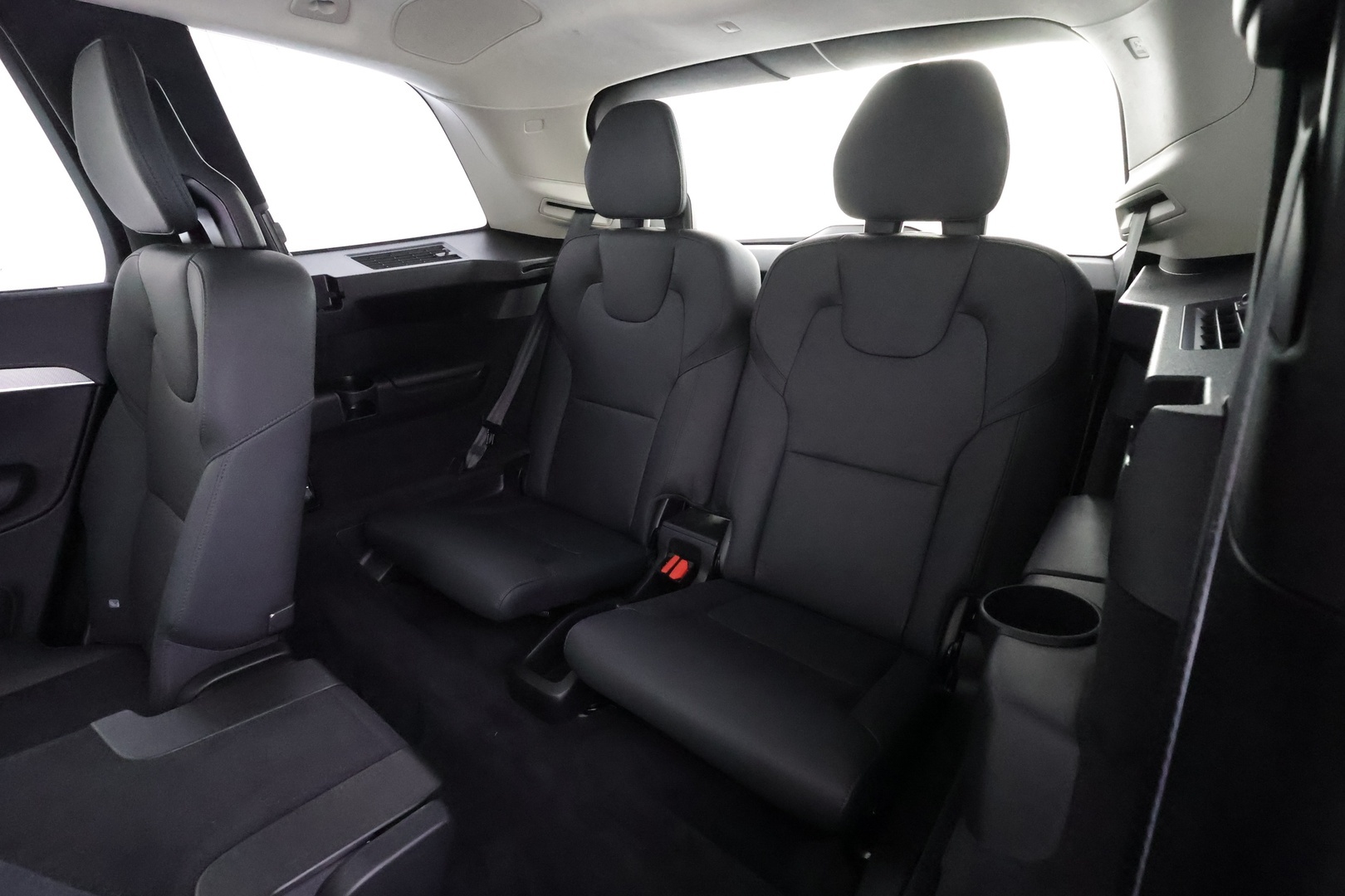 VOLVO XC90 2025