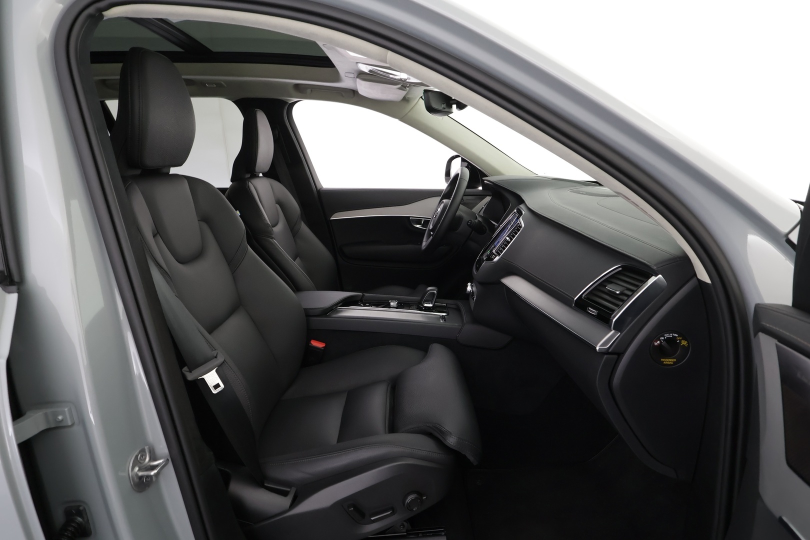 VOLVO XC90 2025