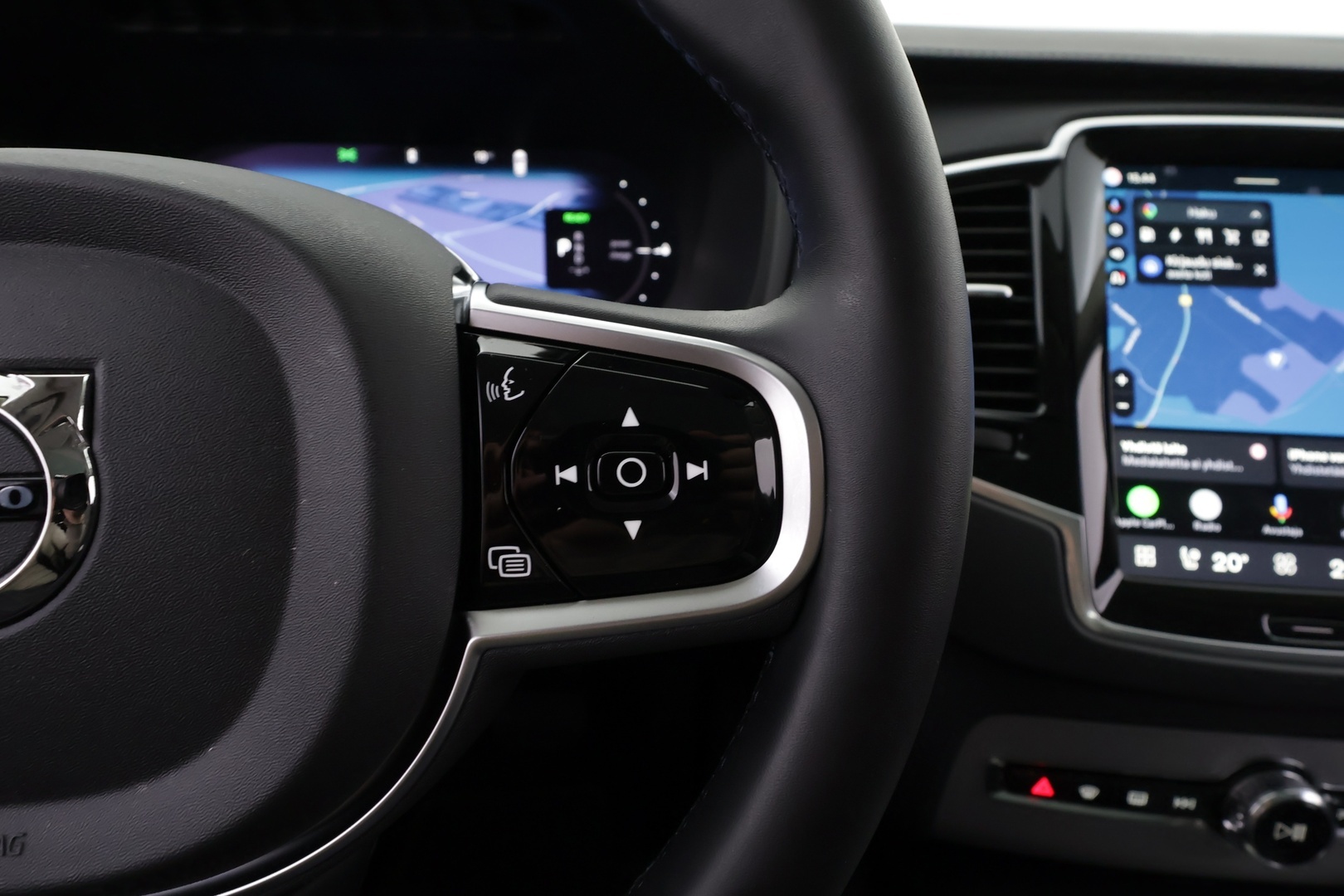 VOLVO XC90 2025