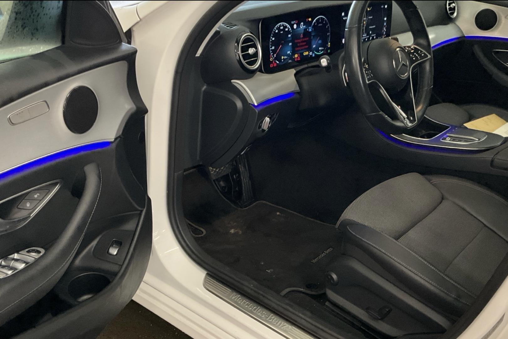 MERCEDES-BENZ E 2023