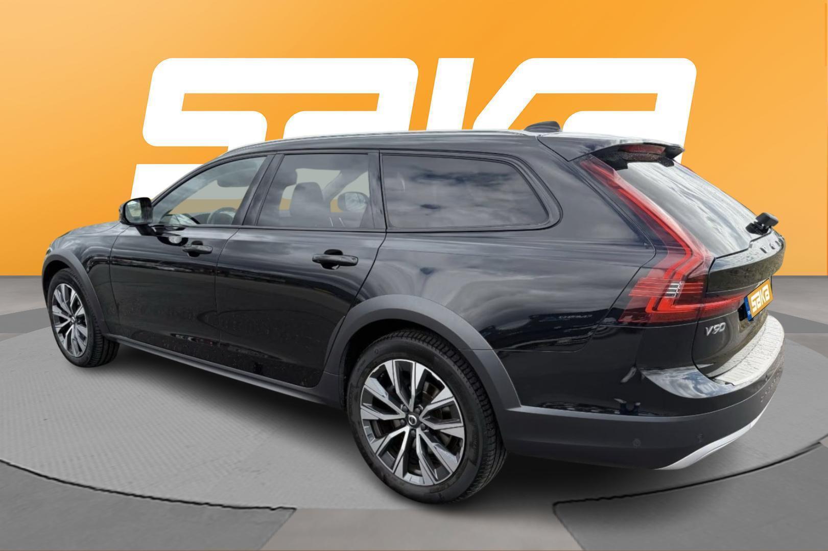 VOLVO V90 Cross Country 2022