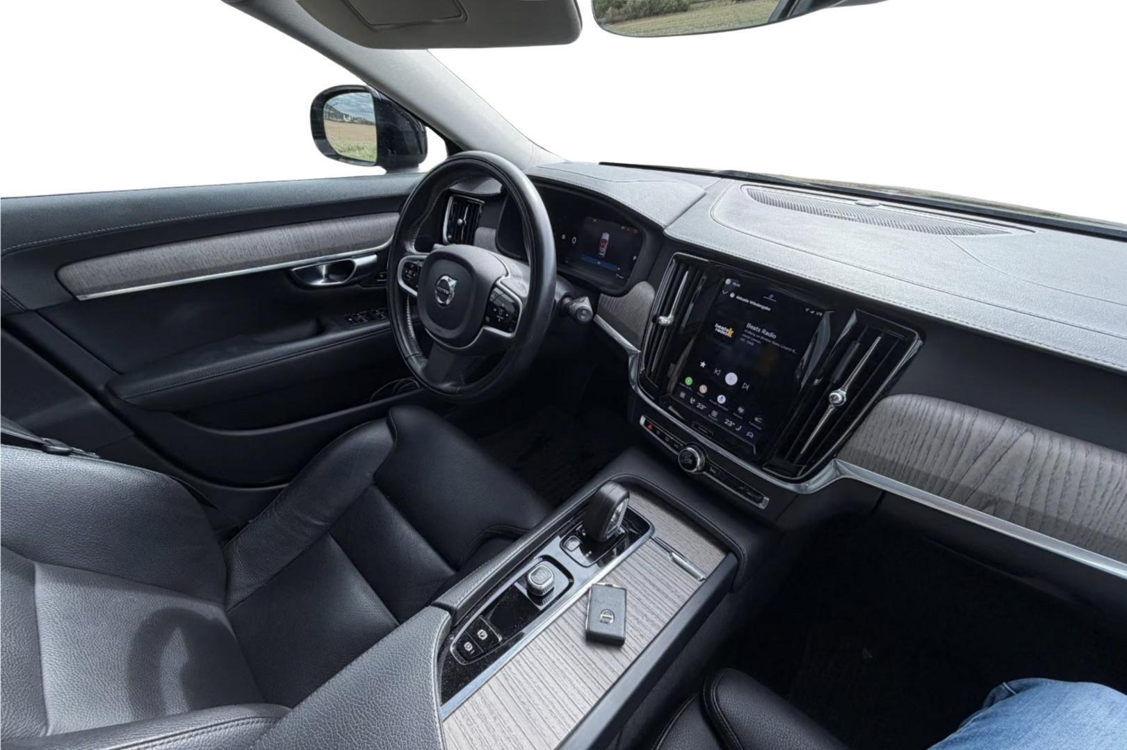VOLVO V90 Cross Country 2022