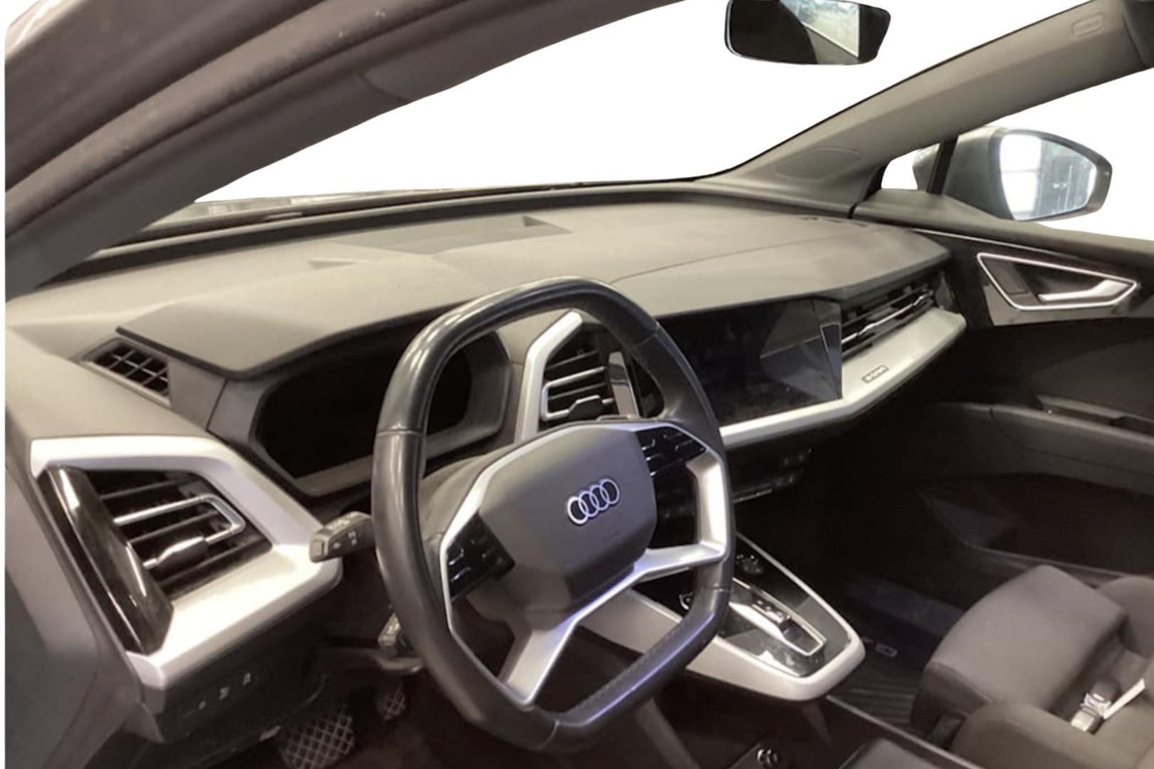 AUDI Q4 e-tron 2023