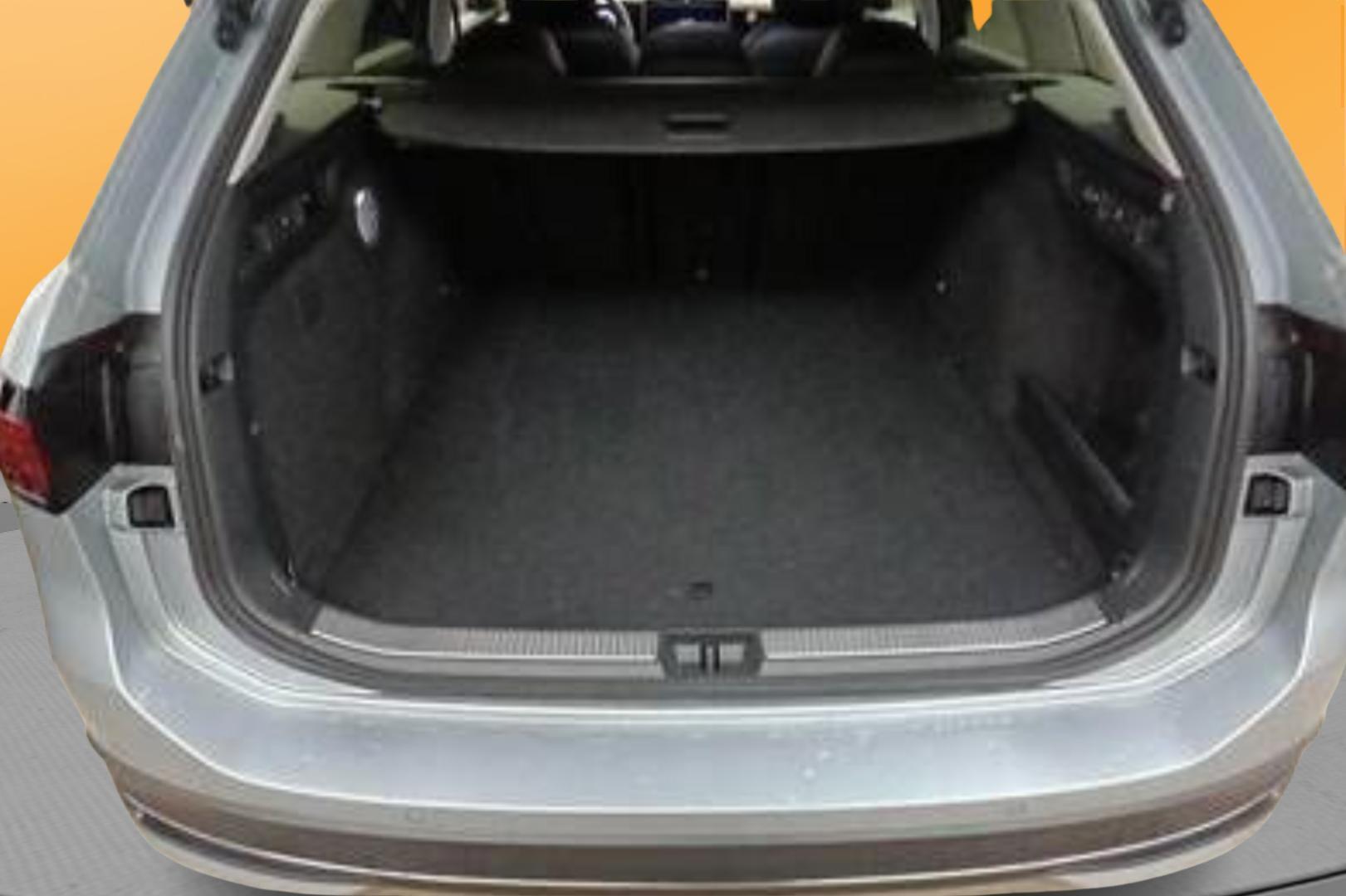 VOLKSWAGEN Passat 2025