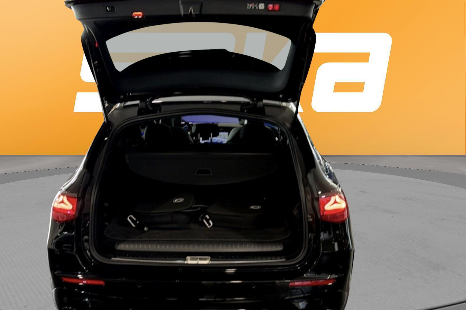 MERCEDES-BENZ E 53 AMG 2025