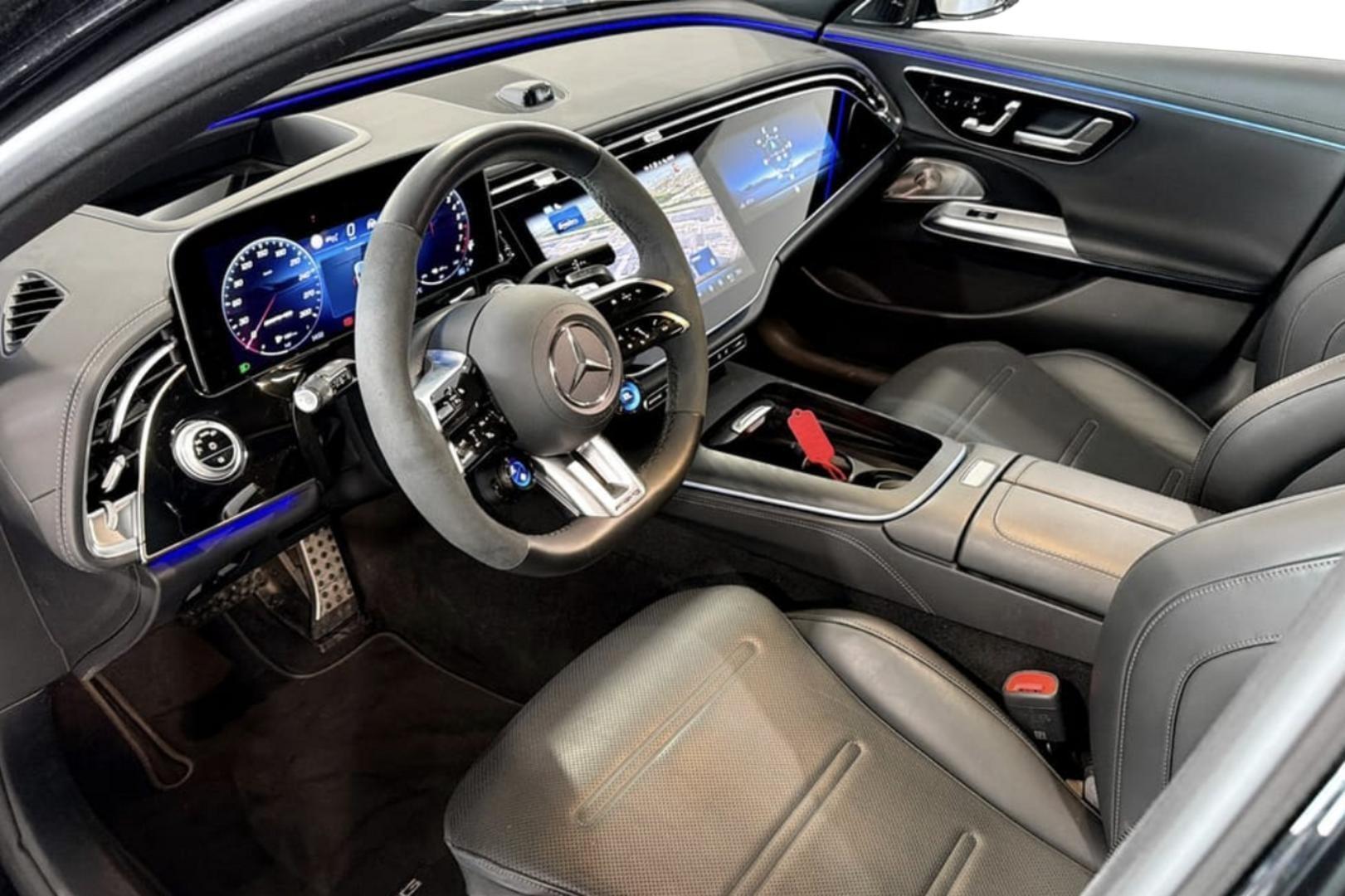 MERCEDES-BENZ E 53 AMG 2025