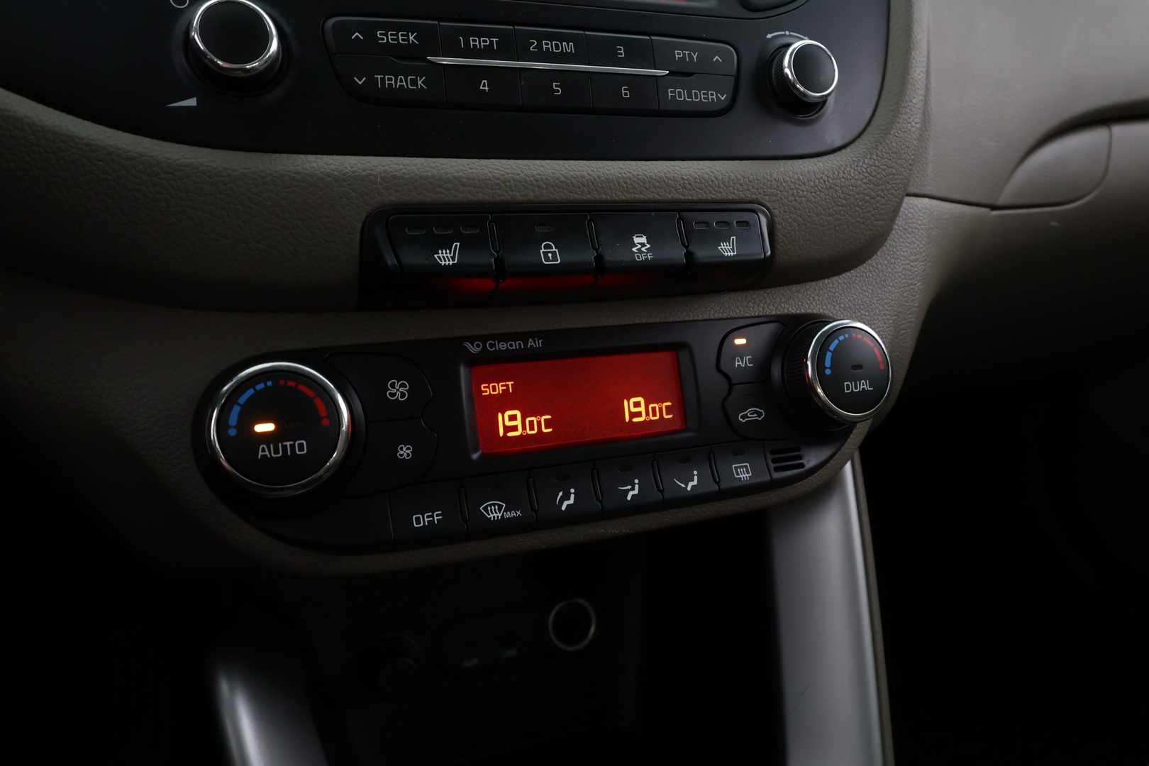 KIA cee'd 2013