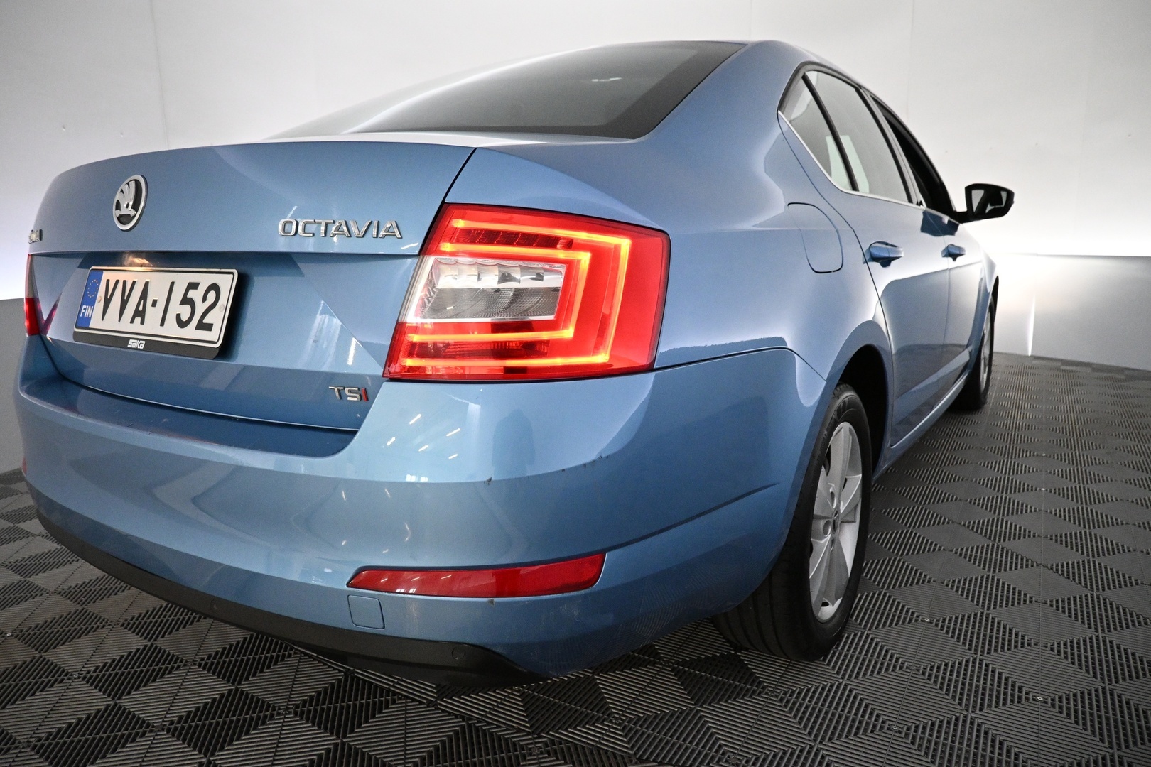 SKODA Octavia 2013