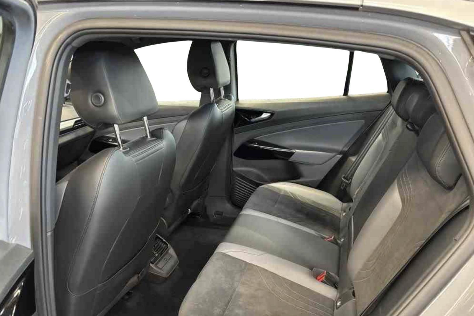 VOLKSWAGEN ID.5 2023