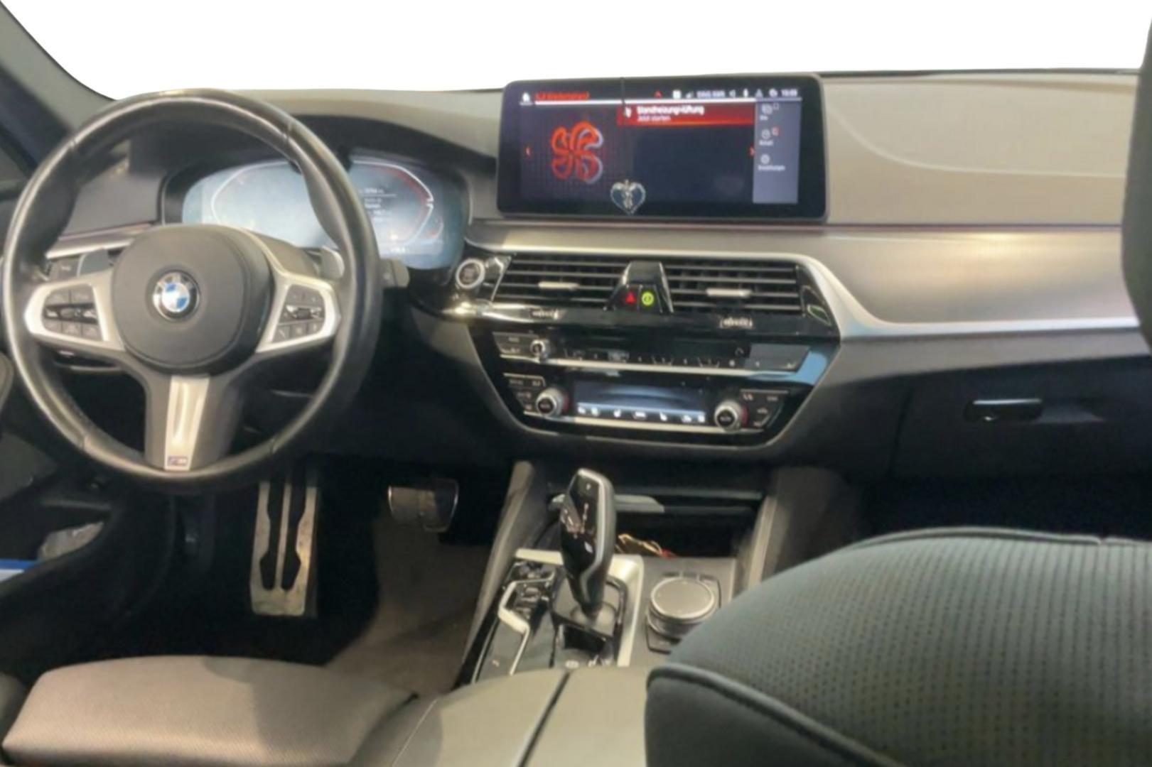 BMW 530 2023
