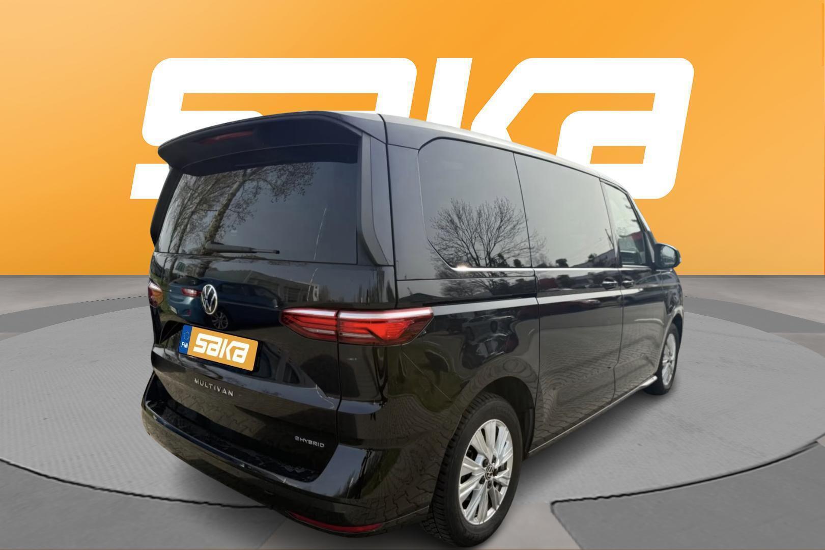 VOLKSWAGEN Multivan 2022