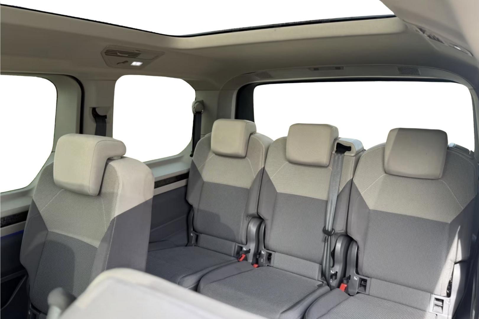 VOLKSWAGEN Multivan 2022