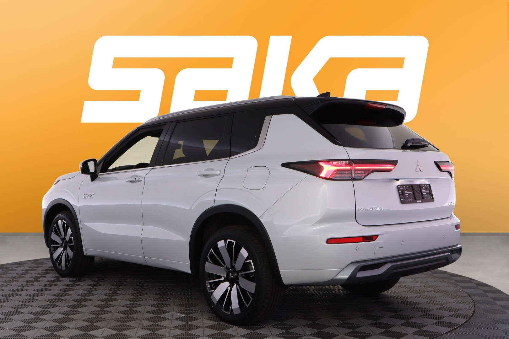 MITSUBISHI Outlander 2026
