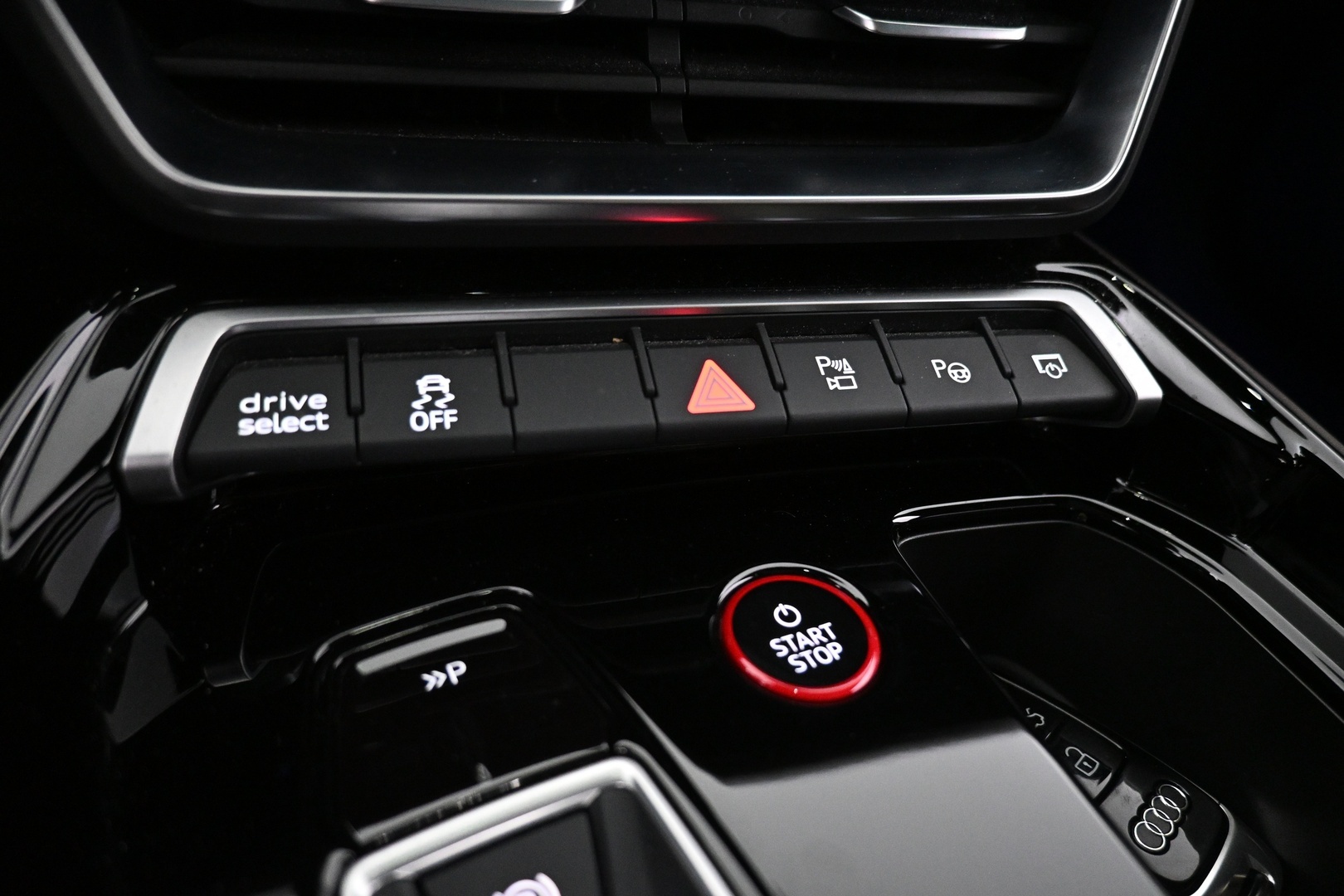 AUDI E-TRON GT RS 2023