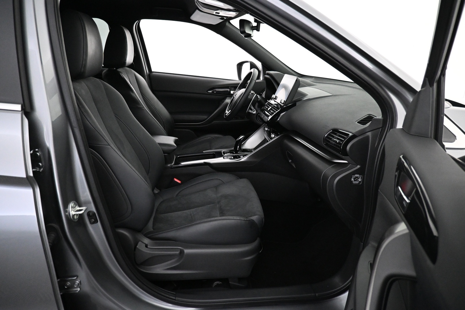 MITSUBISHI Eclipse Cross 2024