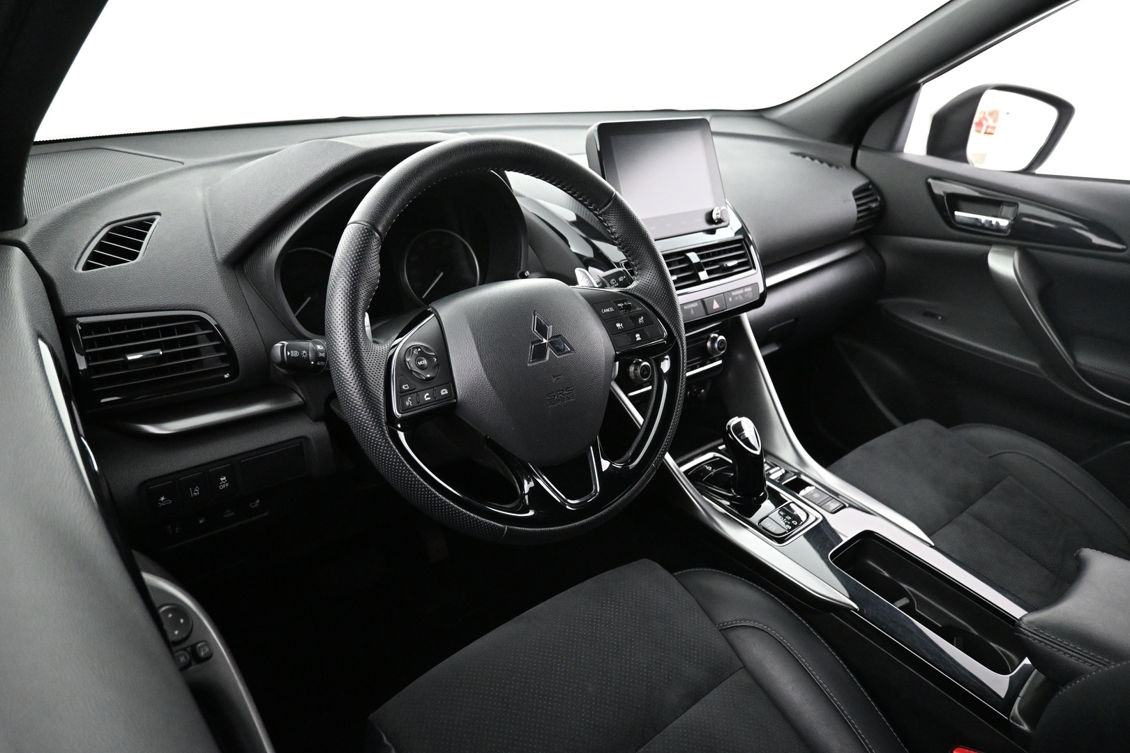MITSUBISHI Eclipse Cross 2024