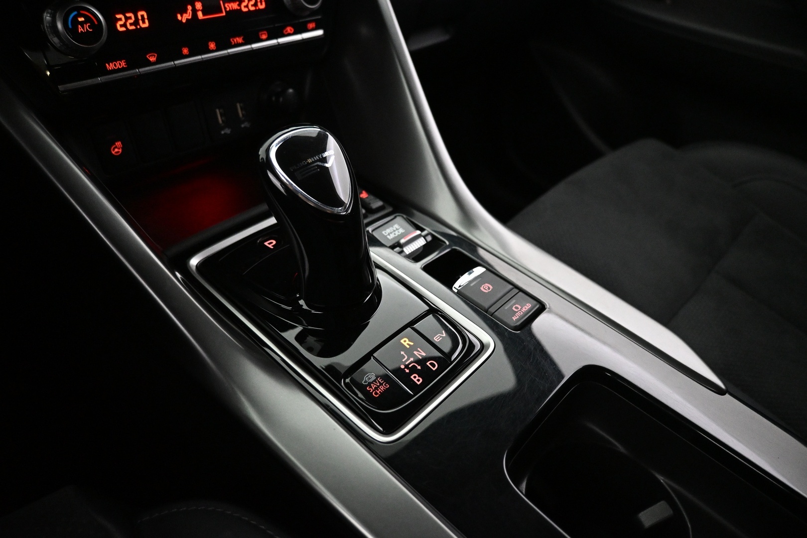 MITSUBISHI Eclipse Cross 2024