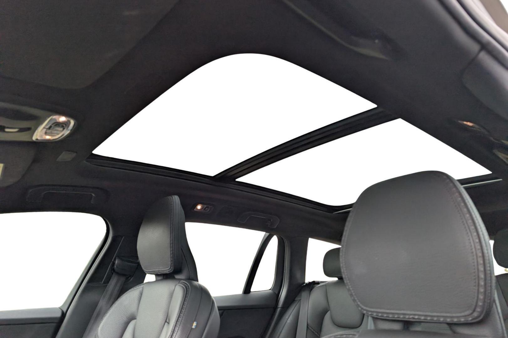 VOLVO V60 Cross Country 2019