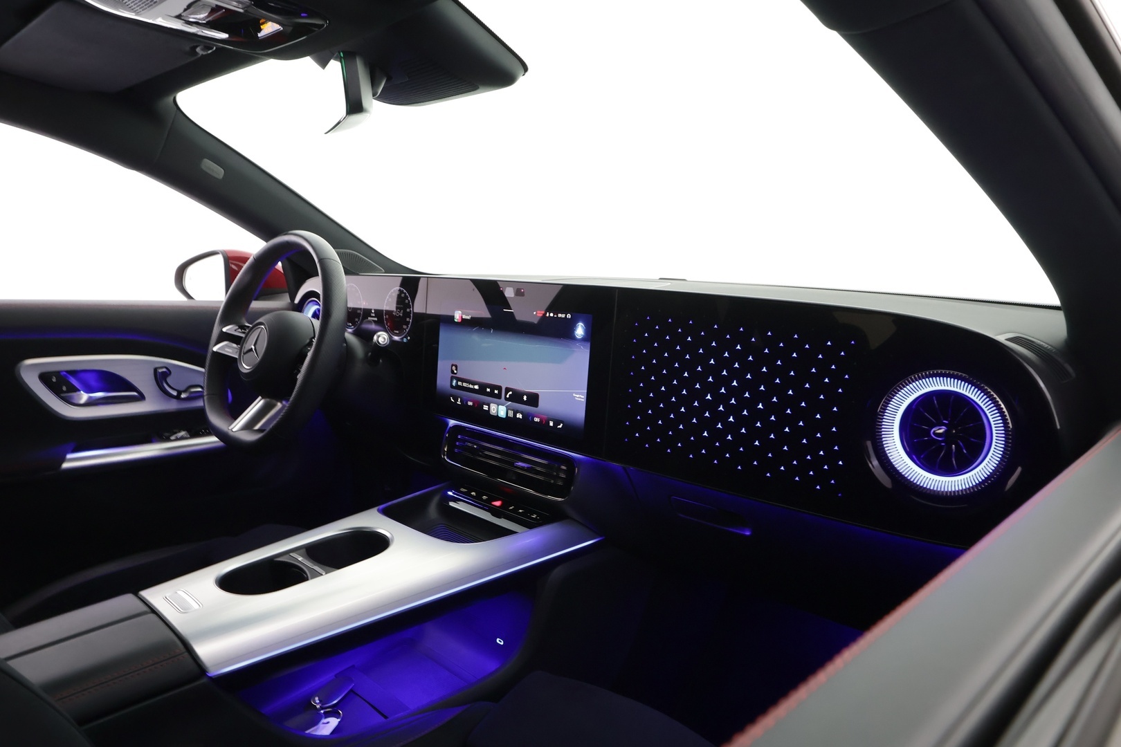 MERCEDES-BENZ CLA 2025