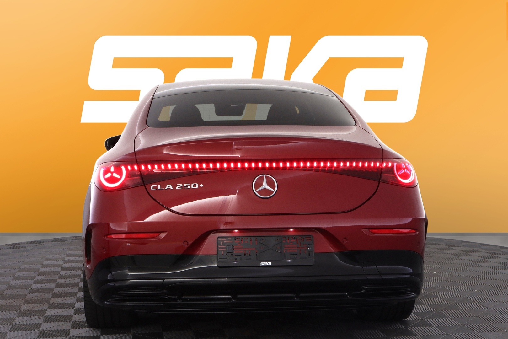 MERCEDES-BENZ CLA 2025