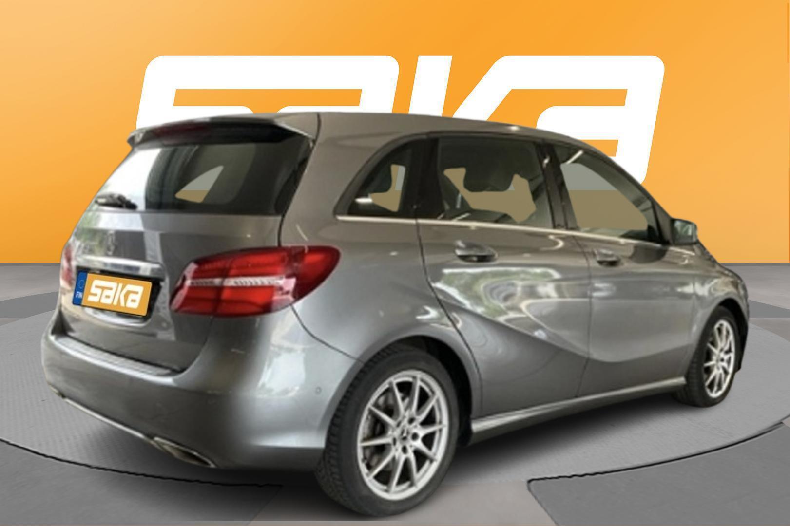 MERCEDES-BENZ B 2019