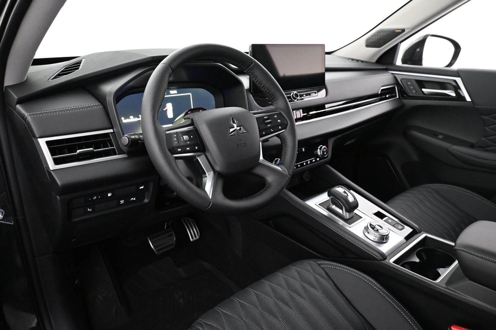 MITSUBISHI Outlander 2025