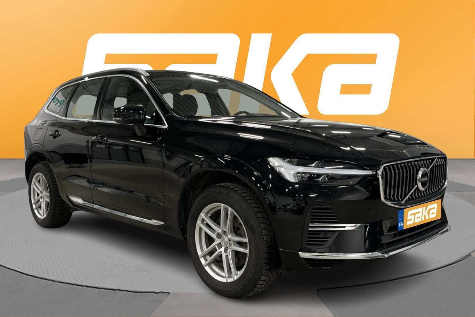 VOLVO XC60 2023