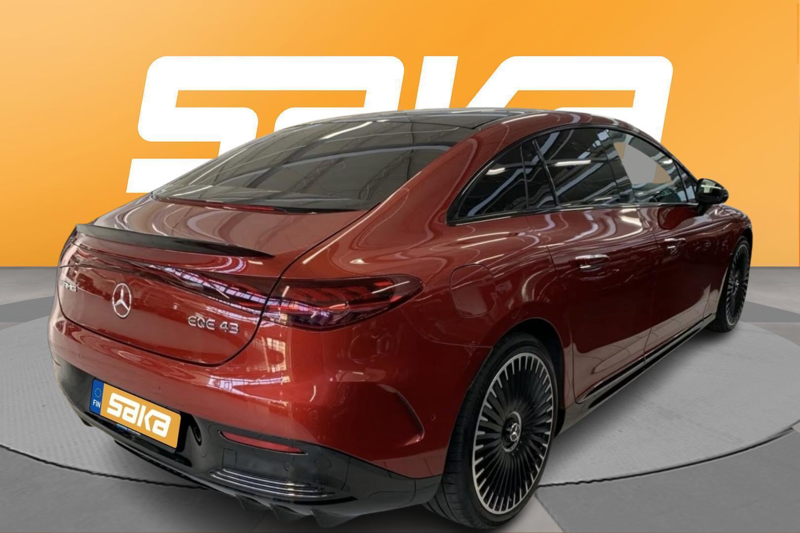 MERCEDES-BENZ EQE 2022