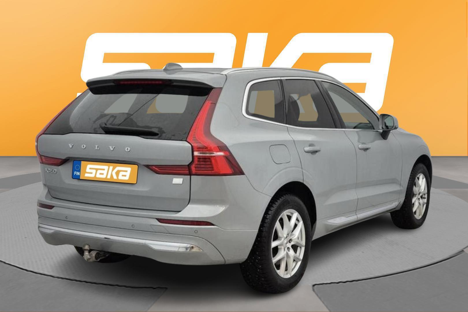 VOLVO XC60 2024