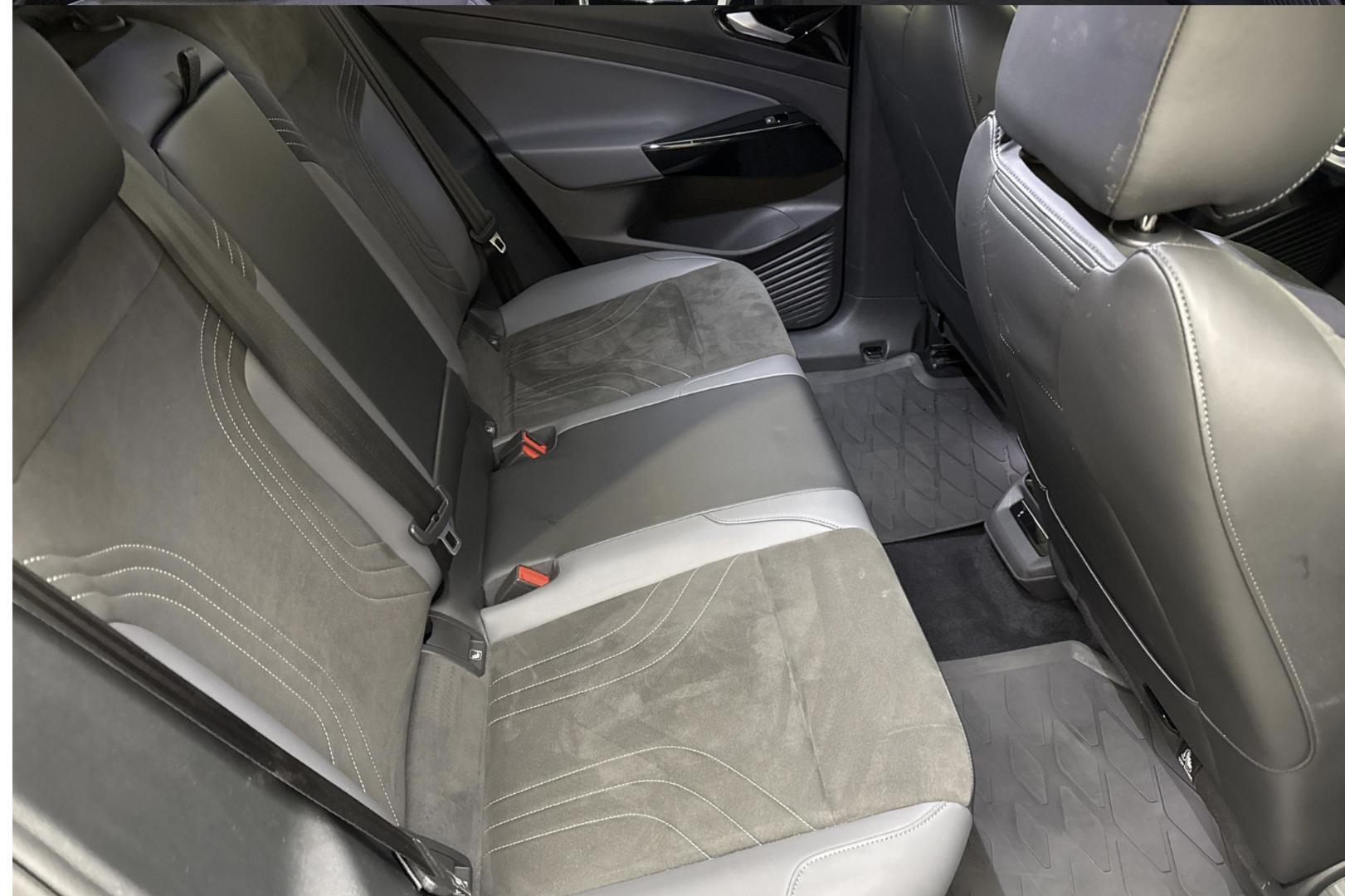 VOLKSWAGEN ID.4 2023