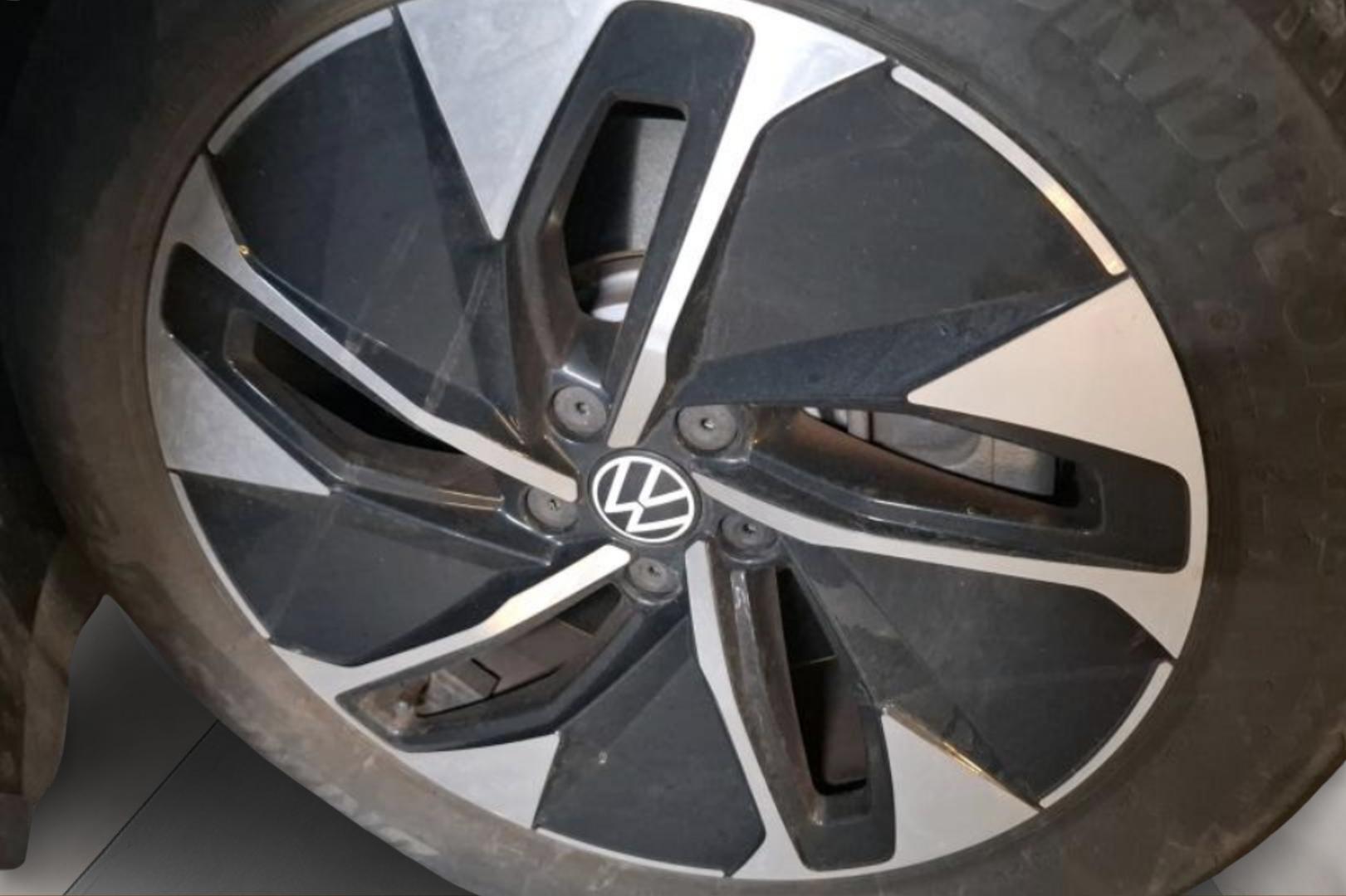 VOLKSWAGEN ID.4 2023