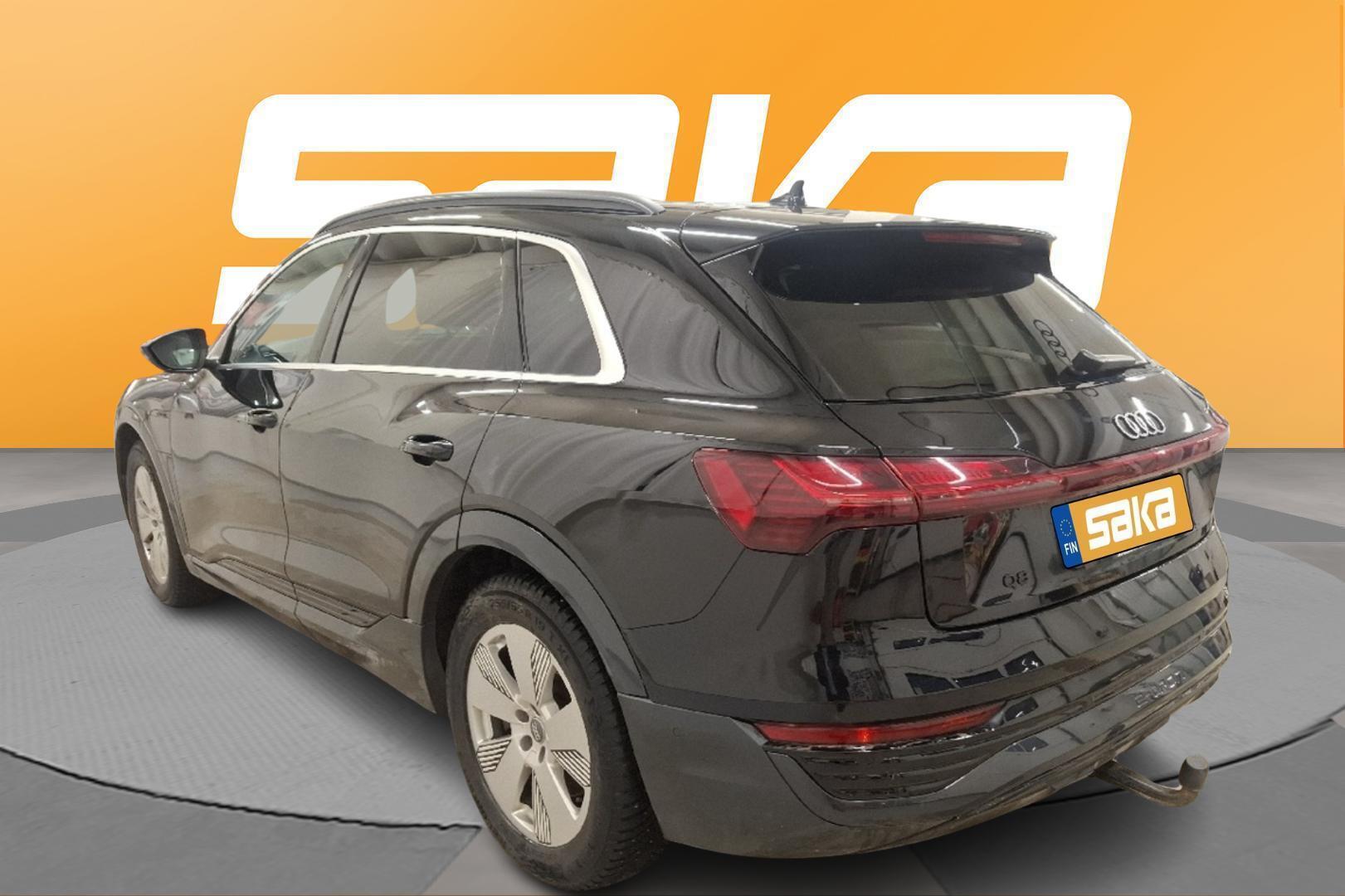 AUDI Q8 e-tron 2024