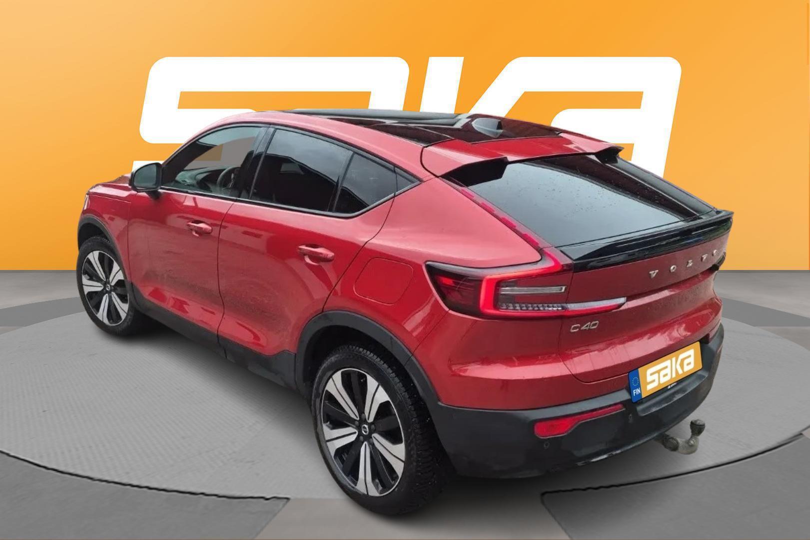 VOLVO C40 2024