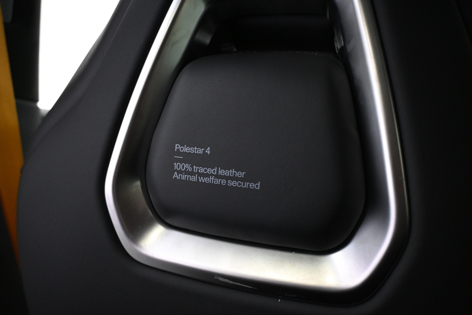 POLESTAR 4 2025