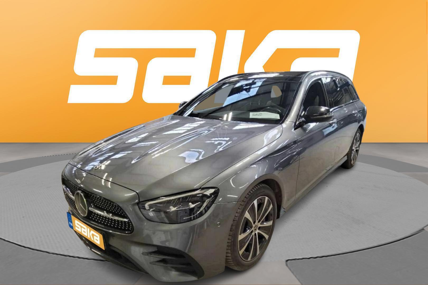 MERCEDES-BENZ E 2023