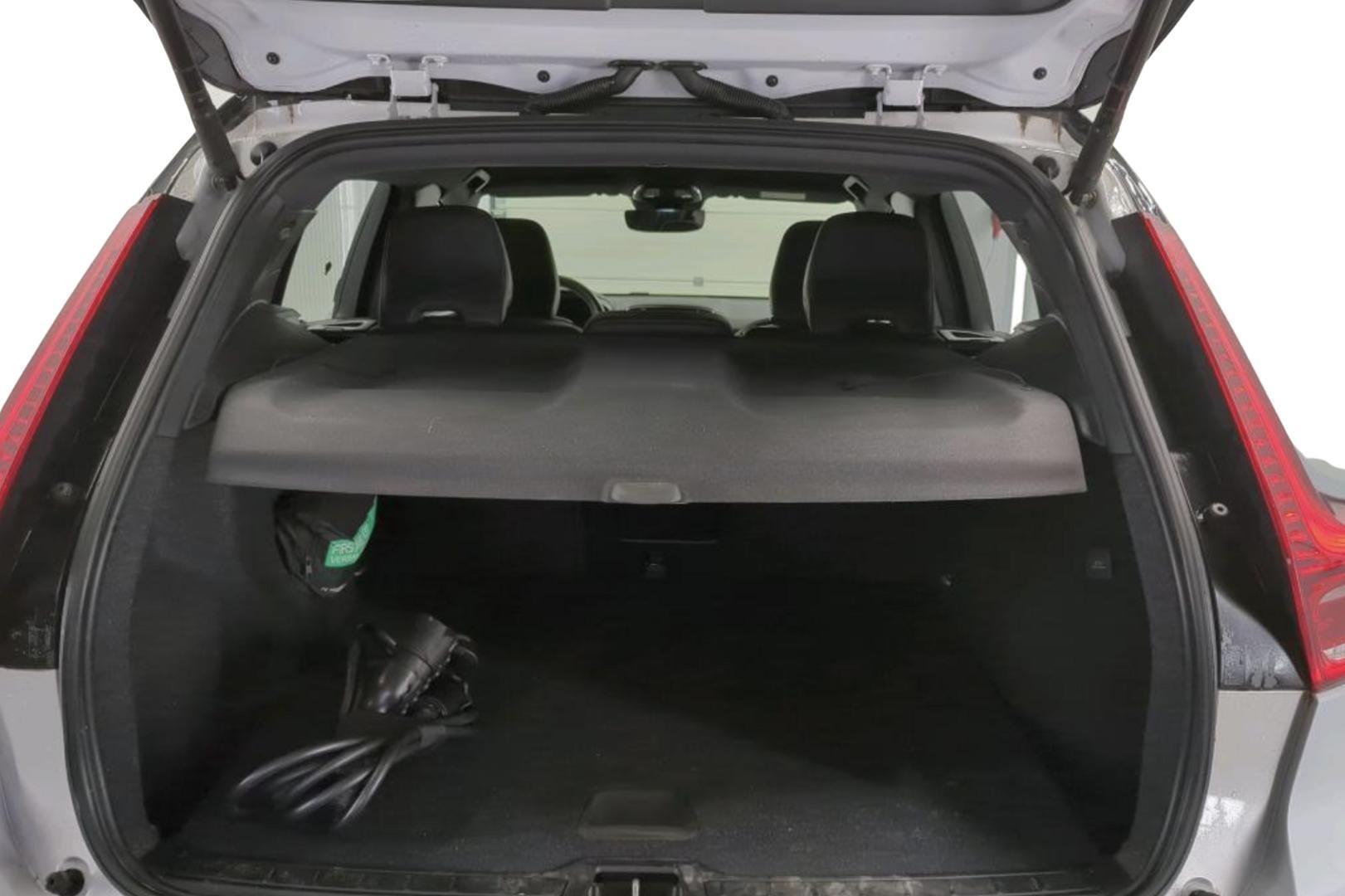 VOLVO XC40 2021
