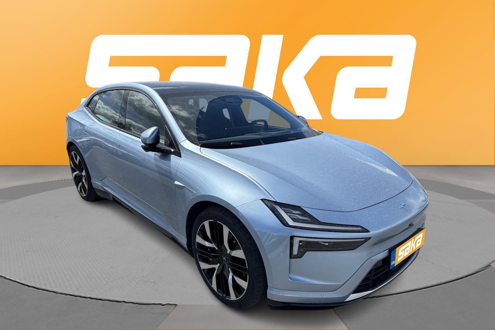 POLESTAR 4 2025