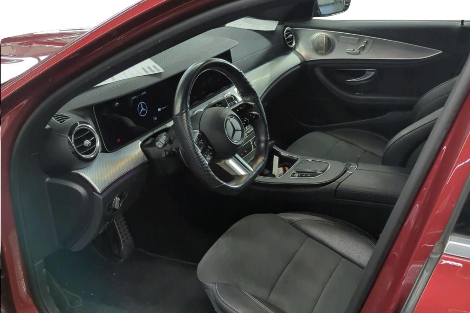 MERCEDES-BENZ E 2022