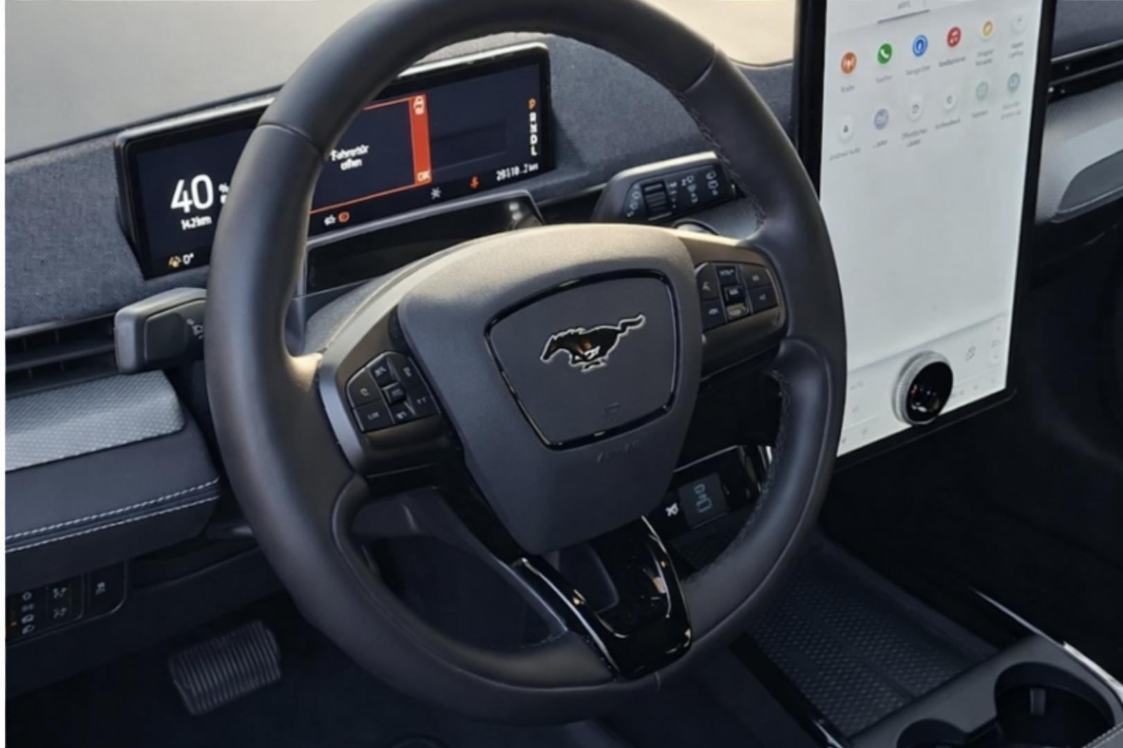 FORD Mustang Mach-E 2022