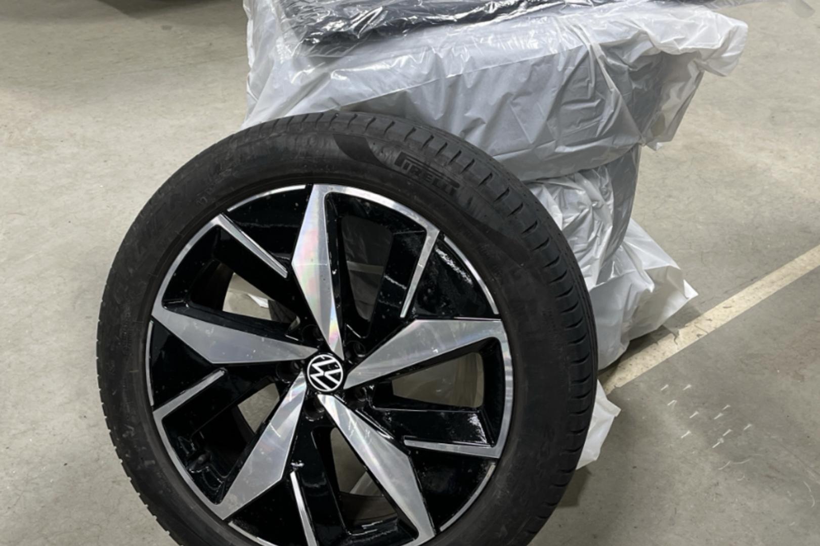 VOLKSWAGEN ID.5 2023