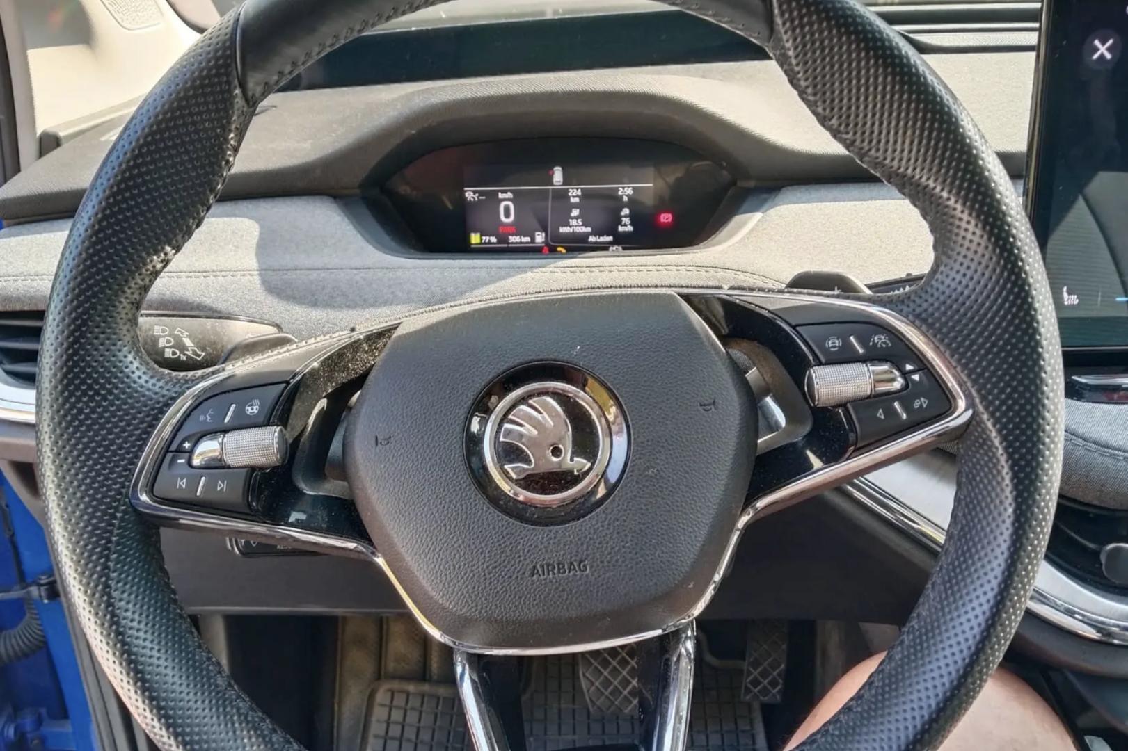 SKODA Enyaq 2022